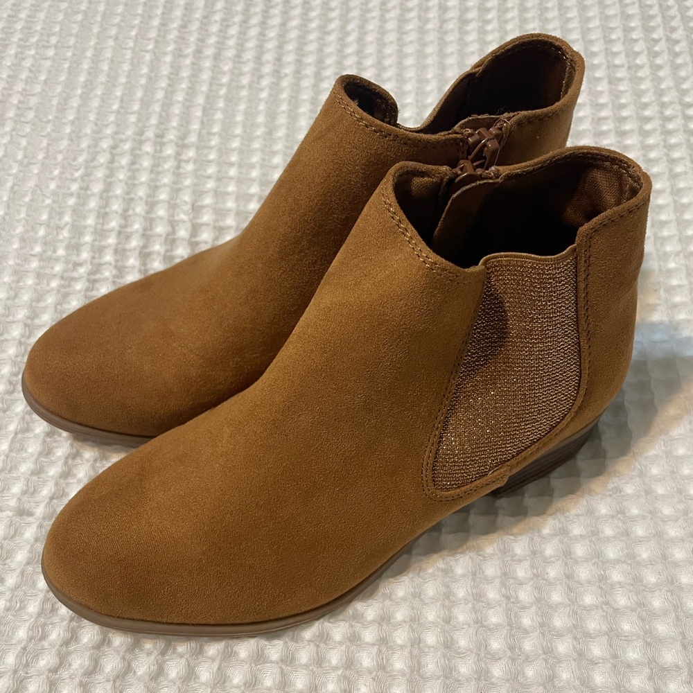 NWOT SO Girl’s Brown Ankle Boots - Picture 3 of 7
